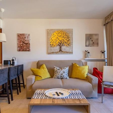 Wraparound Lake Views Bellavista Residence Campione dʼItalia Exterior foto